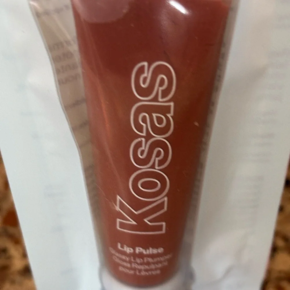 Kosas Lip Plumper Gloss in Neutral Brown-Pink BNIB